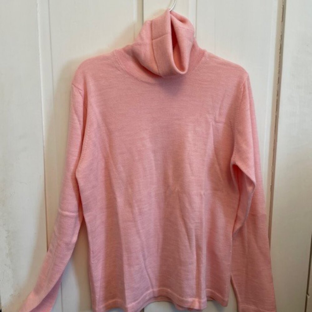 MORGANO Italy Women’s Size Med coral or pink 100% Pure Merino Wool Sweater